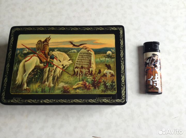 Шкатулка деревянная автор Н. Антоновский