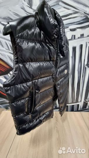 Пуховая безрукавка Moncler tib down vest