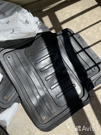 Автомобильные коврики резиновые на nisan note