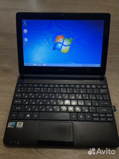 Нетбук Acer aspire one