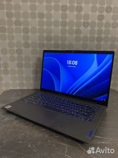 Lenovo ideapad 5 14iil05 i5 16 256gb