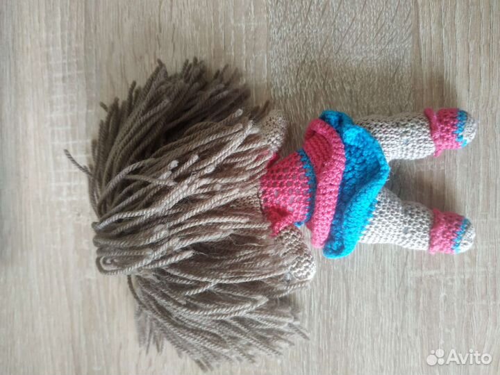 Кукла лол вязаная