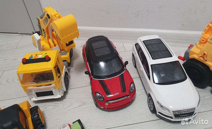 Детские машинки игрушки пакетом