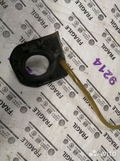 Уплотнитель горловины бензобака Volkswagen Touareg