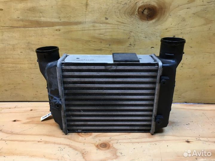 Радиатор интеркулера Audi A4 8EC BFB 2007