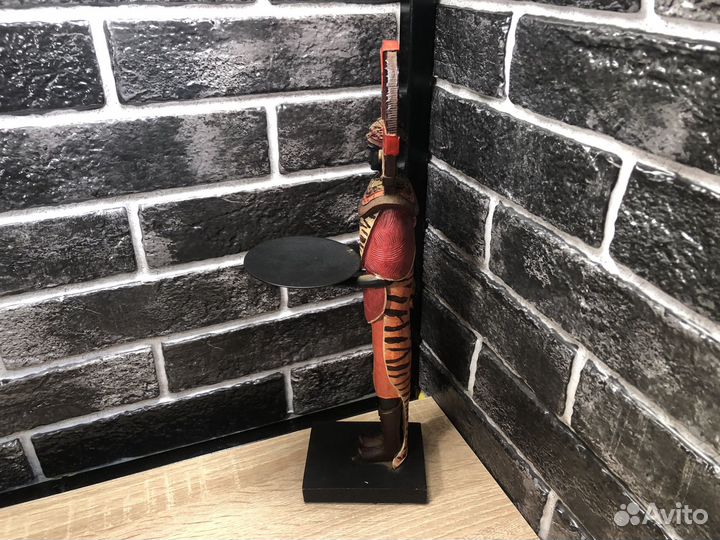 К.3122 Подсвечник Египет Воин