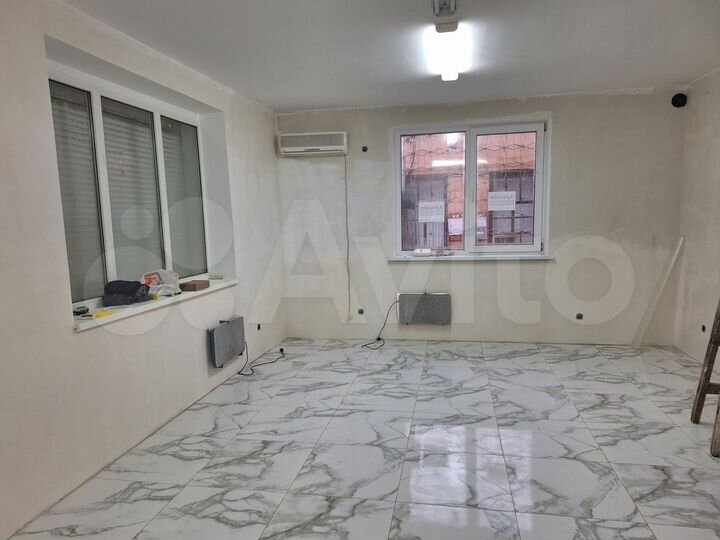 Торговая площадь, 28 м²