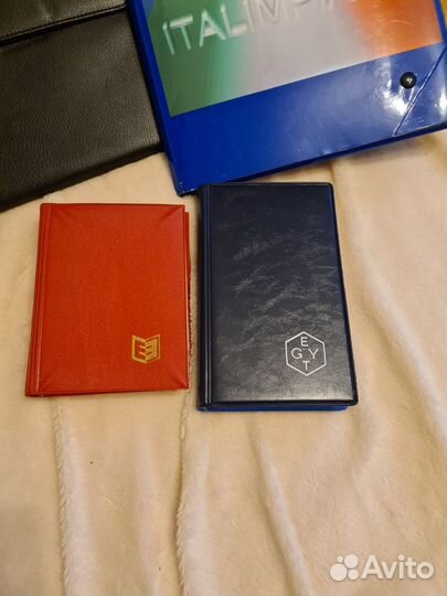 Папки для документов бу и ежедневники