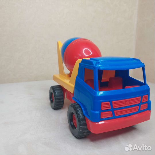 Грузовик,Бетономешалка 