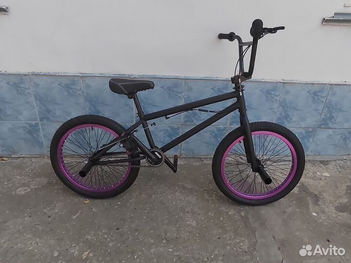 Трюковой велосипед бмх