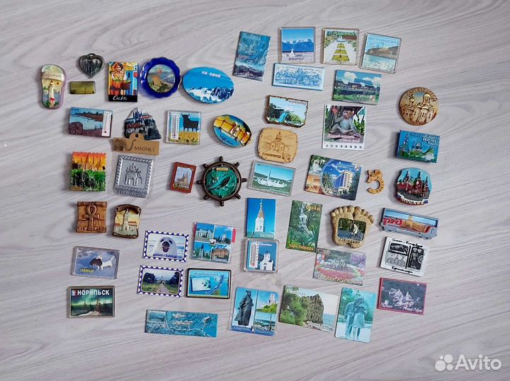 Магниты города страны Новый год животные