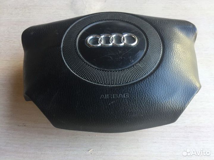 Подушка безопасности в руль Audi A4 B5 (1994—1999)