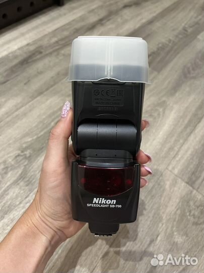Вспышка камеры Nikon SB 700