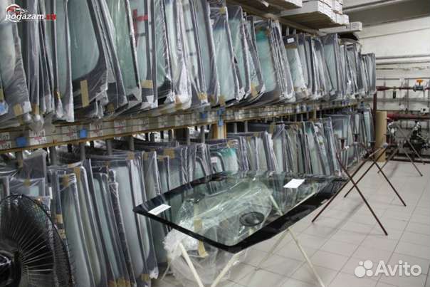 Лобовое стекло Хюндай Дженесис