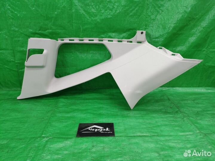 Обшивка стойки задней лев. зад. Dodge Caliber