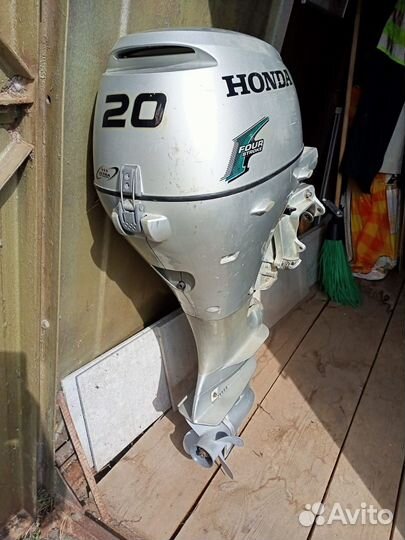Лодочный мотор Honda bf-20
