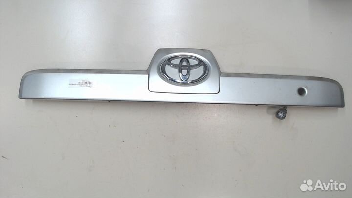 Подсветка номера Toyota 4 Runner, 2004