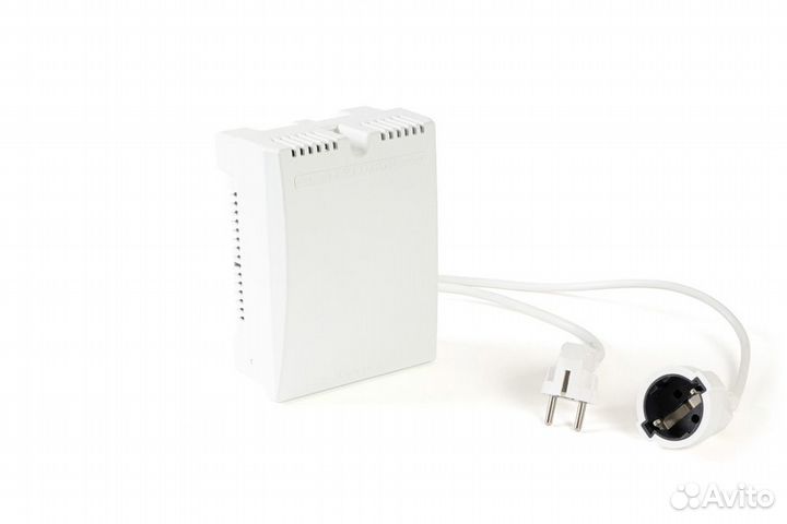 Автоматический стабилизатор напряжения Бастион