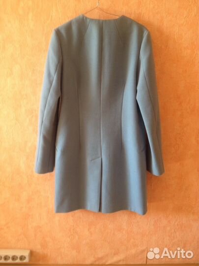 Пальто демисезонное