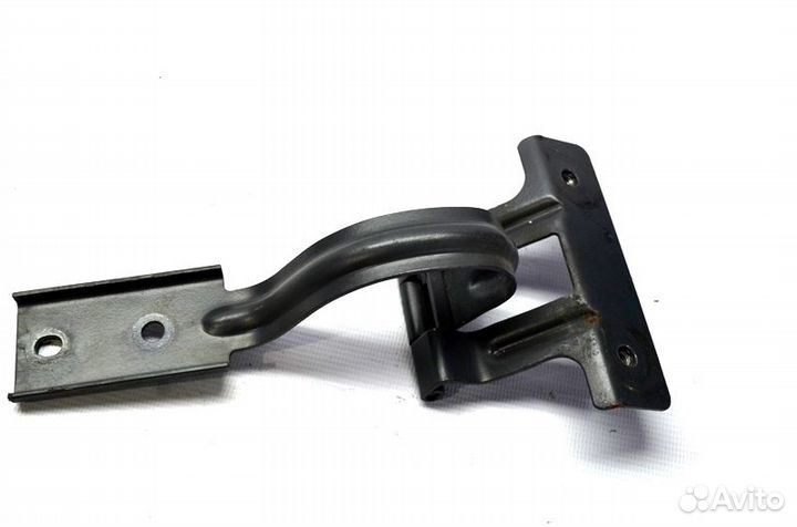 Петля люка бокового ящика кабины scania R-Series