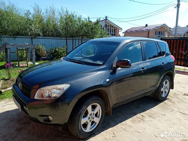 Toyota RAV4 2.0 AT, 2008, 129 269 км