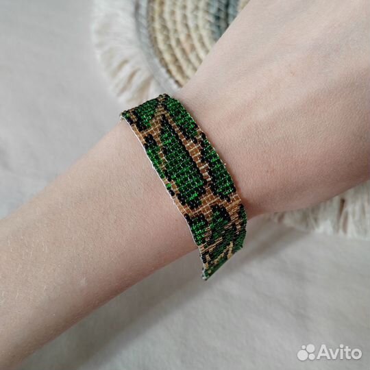 Браслет из бисера