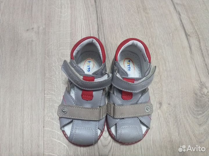 Сандалии размер 23