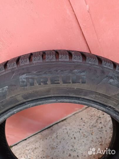 Pirelli Ice Zero 235/55 R18