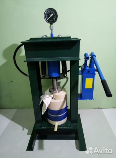 Бочонок для маслопресса 2л