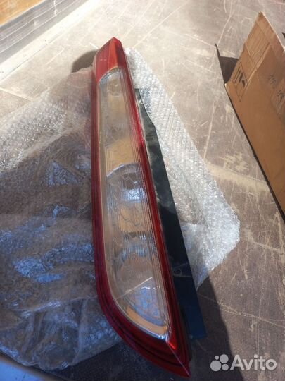 Задний фонарь форд фокус 2