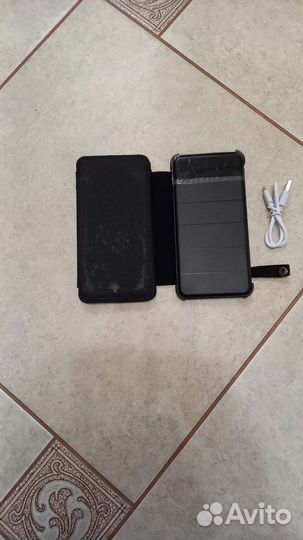 Пауэрбанк новый 10000 mah на солнечных батареях