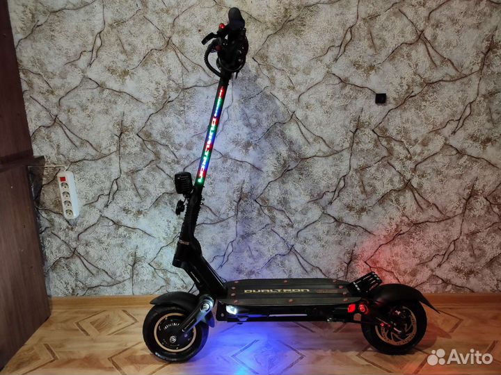 Электросамокат Dualtron Victor