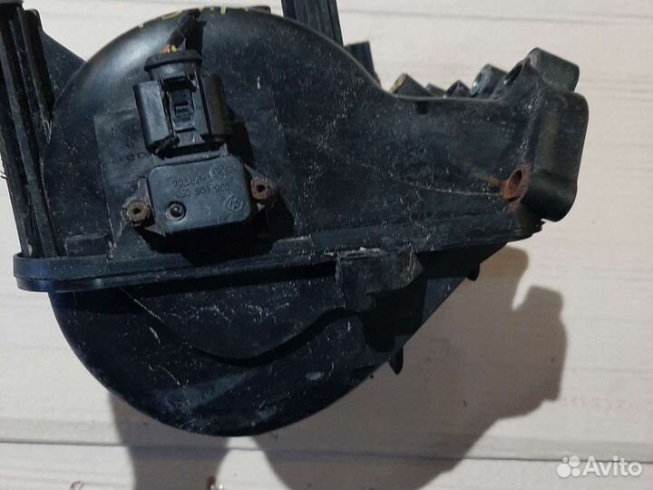 Коллектор впускной Шкода Октавия А4 AEE Фелиция 1