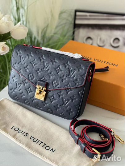 Сумка Louis Vuitton Pochette Metis Marine Rouge LV