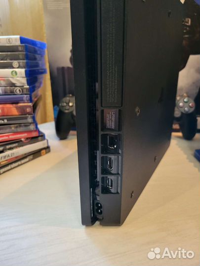 Sony PS4 slim 1tb. 98 игр