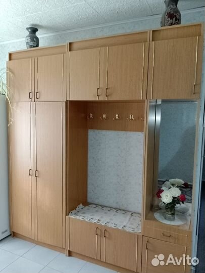 Шкаф в прихожую бу