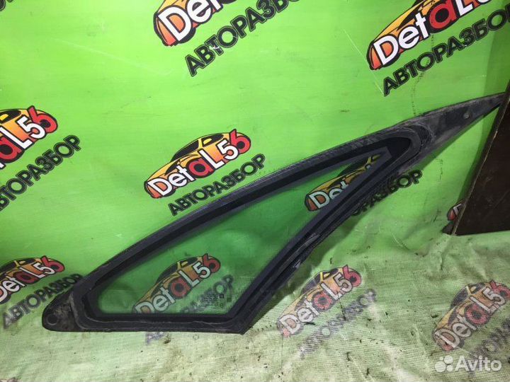 Стекло кузова переднее правое Opel Meriva A