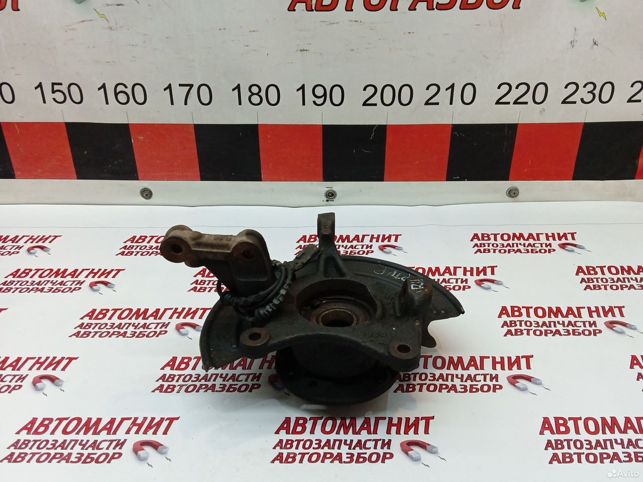 Кулак поворотный правый Рено Каптюр Каптур