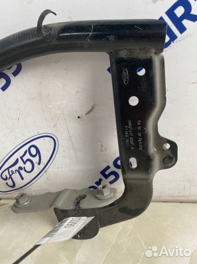 Петля крышки багажника задняя правая Ford Focus 3
