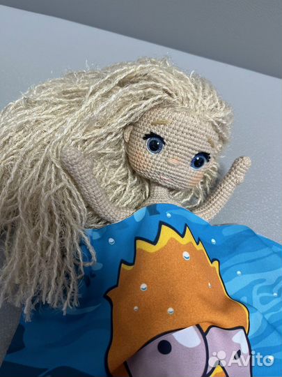 Кукла ручной работы с одеждой