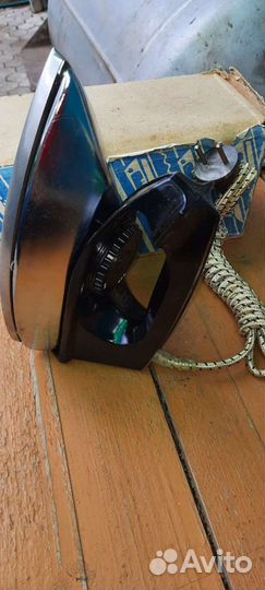 Утюг советский новый