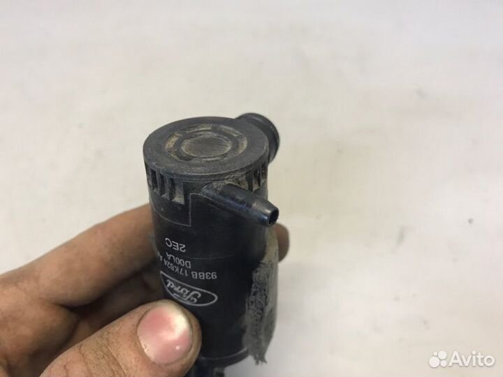 Моторчик омывателя стекла Ford Focus 1 купе 1.8