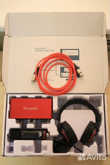 Focusrite Scarlett 2i2 studio 3rd Gen