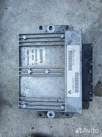 Блок управления двигателем Renault Laguna 2