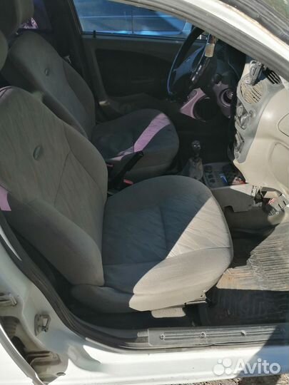 LADA Kalina 1.4 МТ, 2010, 200 000 км