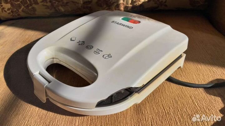 Сэндвичница/бутербродница StarWind