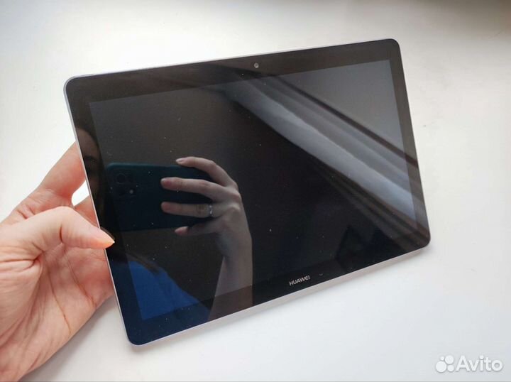 Планшет Huawei AGS L09