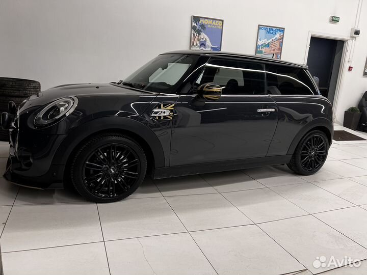 Комлпект зимних колес Mini Cooper с датчиками