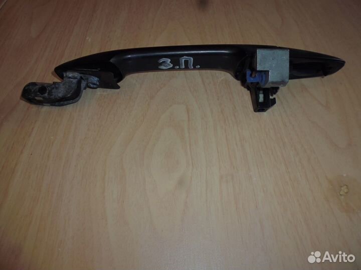 Ручка двери задней наружная правая Honda Civic 4D