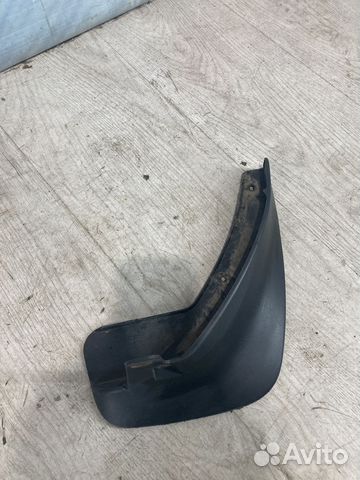 Брызговик задний Renault fluence Прав